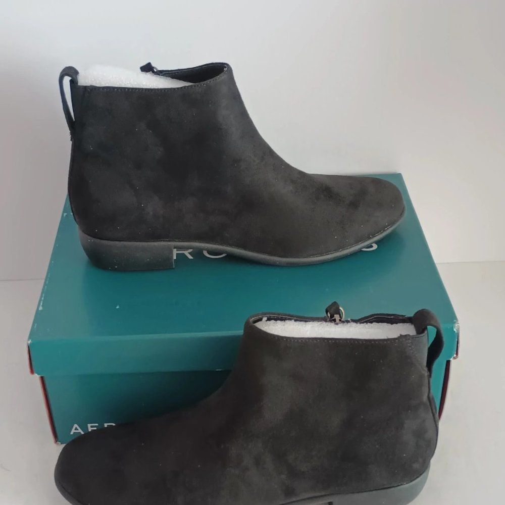 Aerosoles Women's Boots Size 7.5M